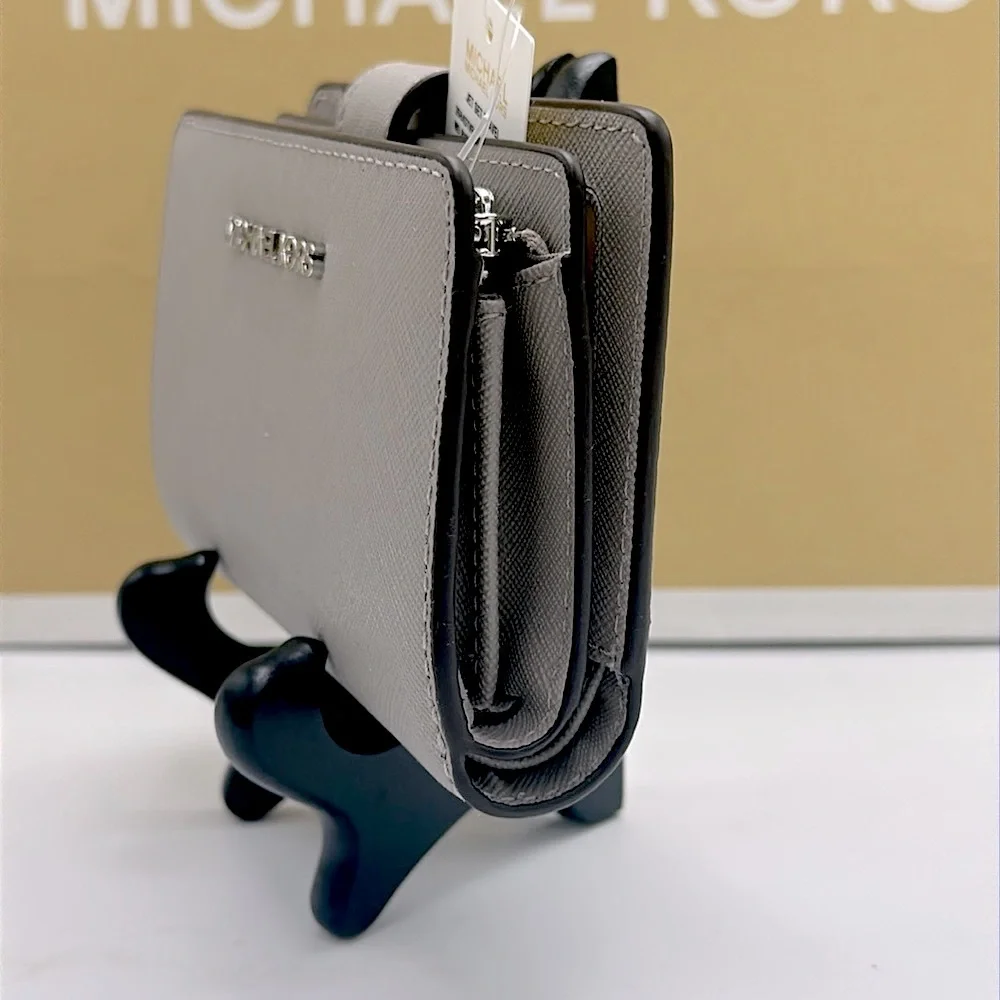 MICHAEL KORS Medium Saffiano Leather Bifold CN Wallet PEARL GREY NWT